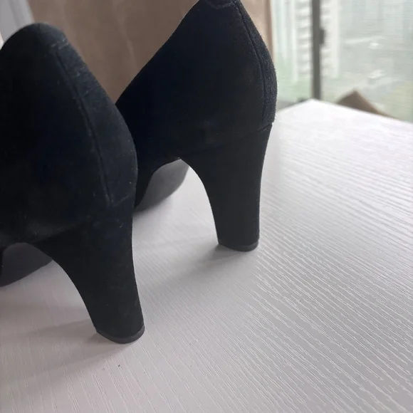 Comfortable high heels - Picture 3 of 3